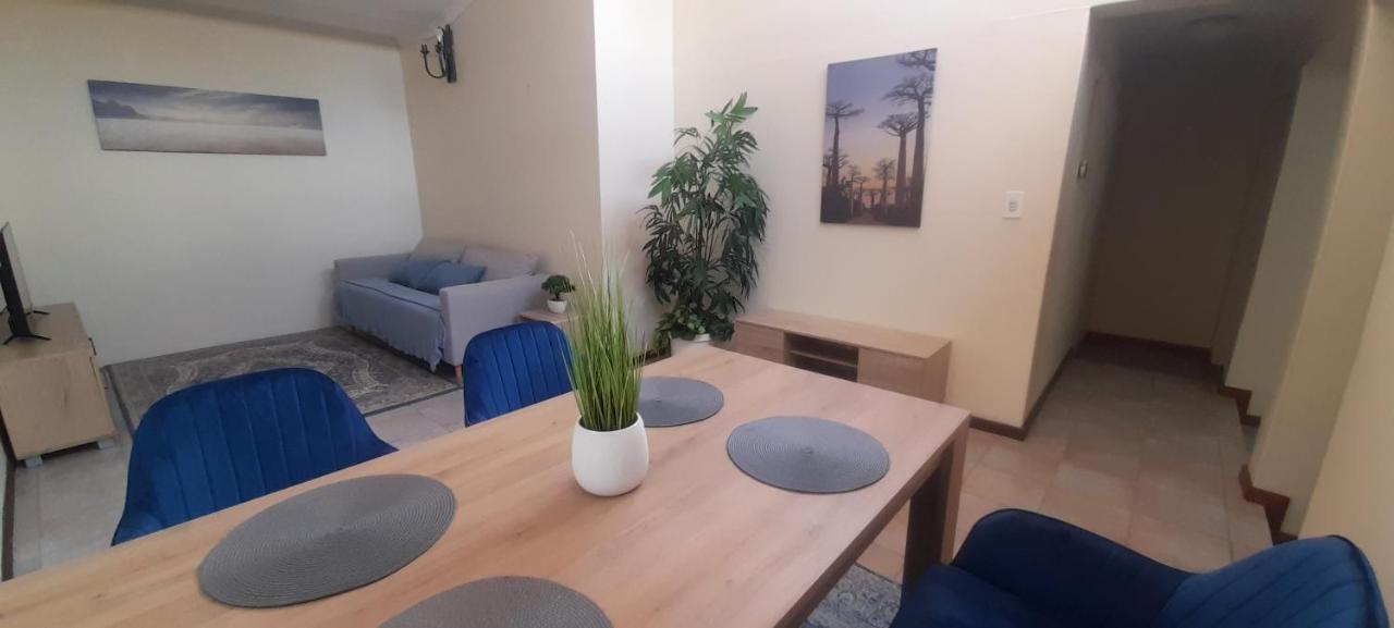 Impala Suite -Entire Unit- 2 Bedroom With 1 Ensuite Bathroom Ladysmith Eksteriør billede