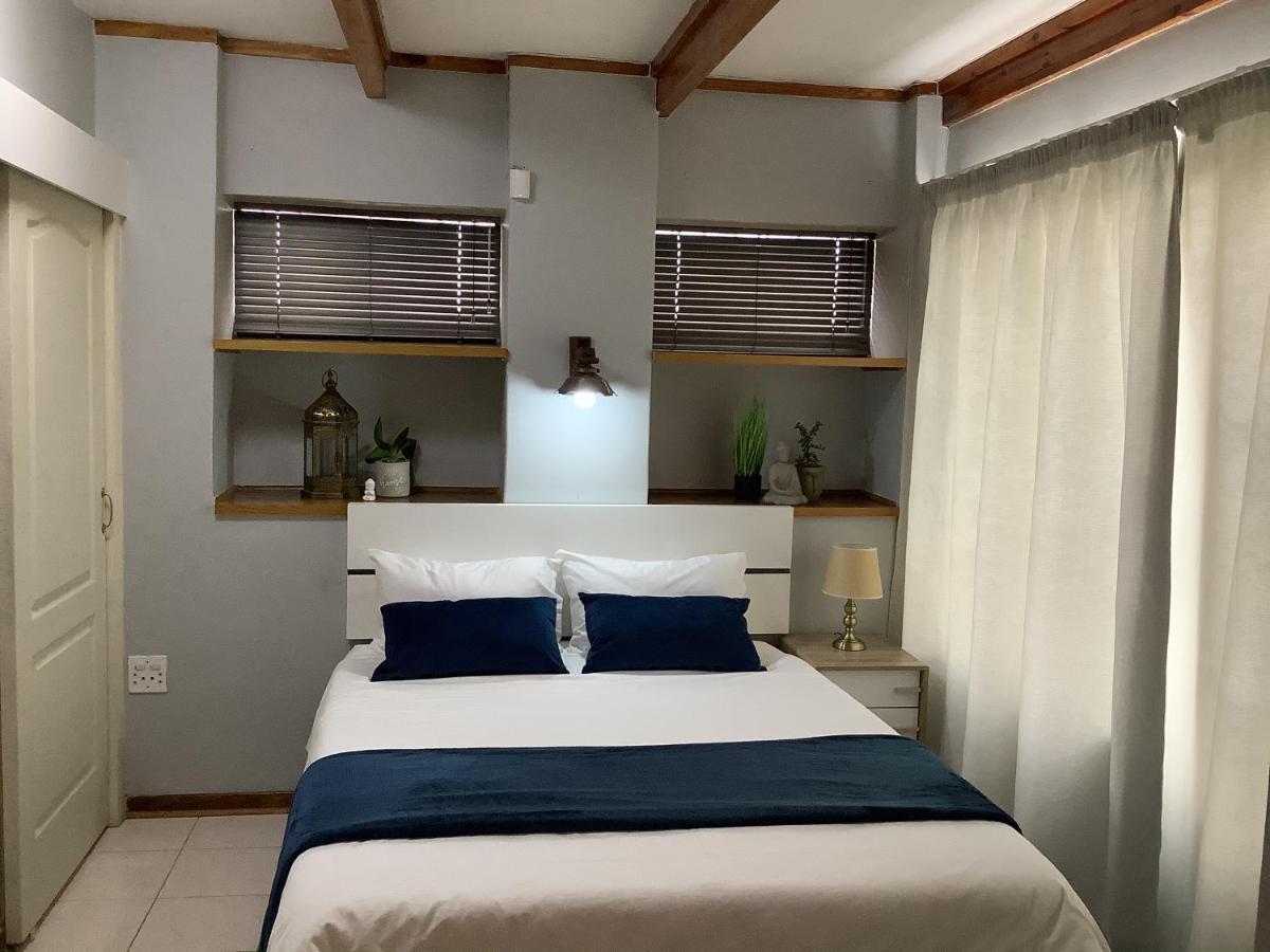 Impala Suite -Entire Unit- 2 Bedroom With 1 Ensuite Bathroom Ladysmith Eksteriør billede